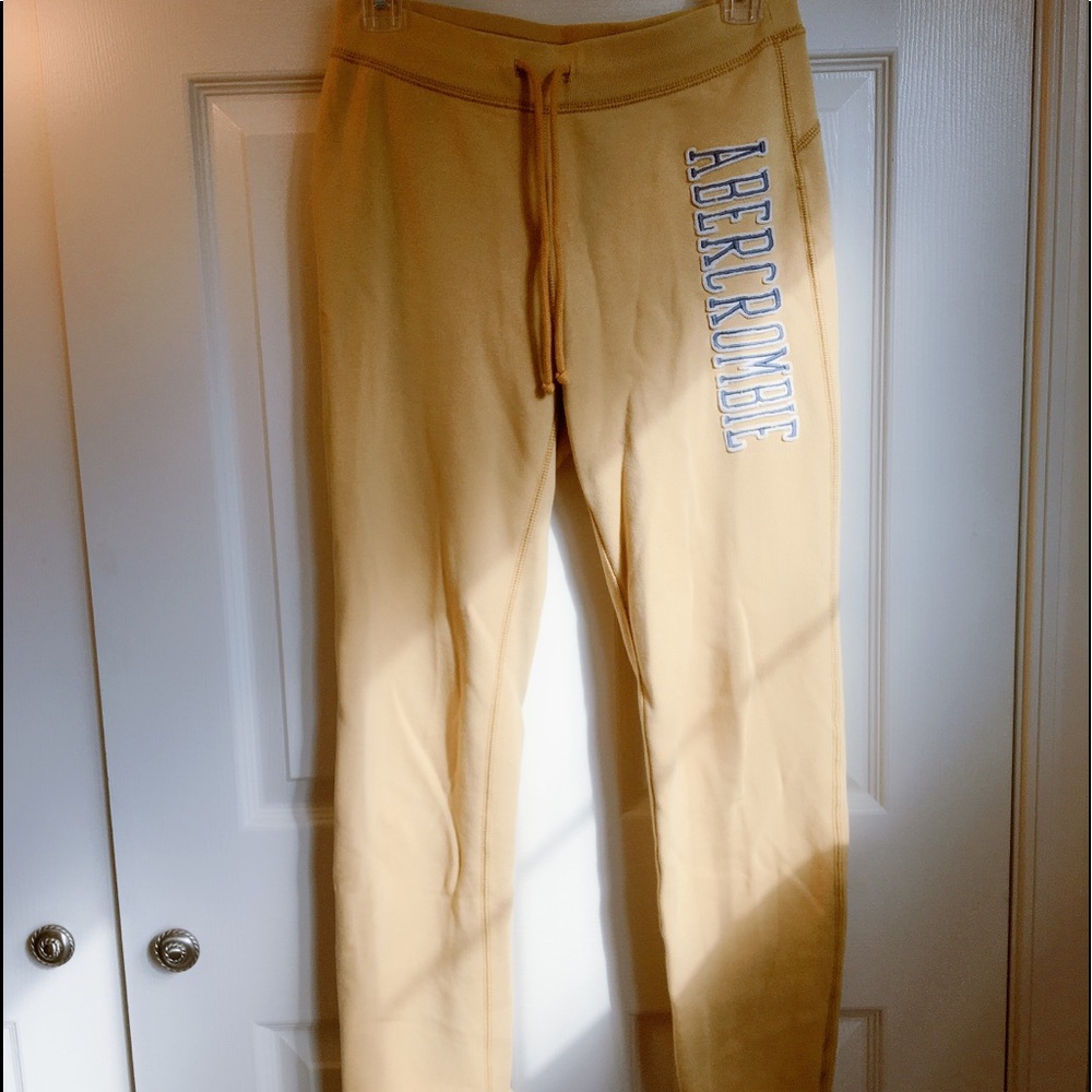 Abercrombie mustard yellow fleece joggers/sweats